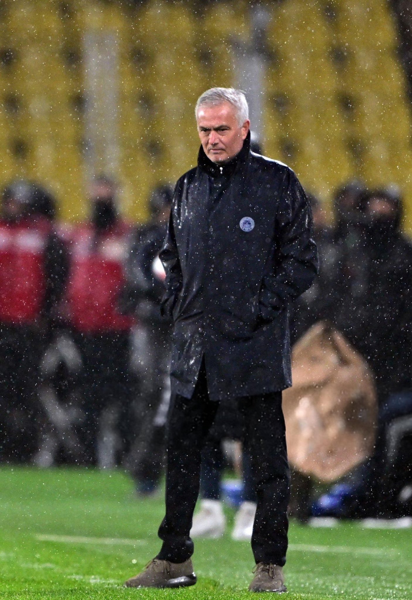 爱游戏体育赛地聚焦：法甲集结日热度飙升，费耶诺德绝杀压哨，球迷炸锅，更衣室氛围转暖的简单介绍