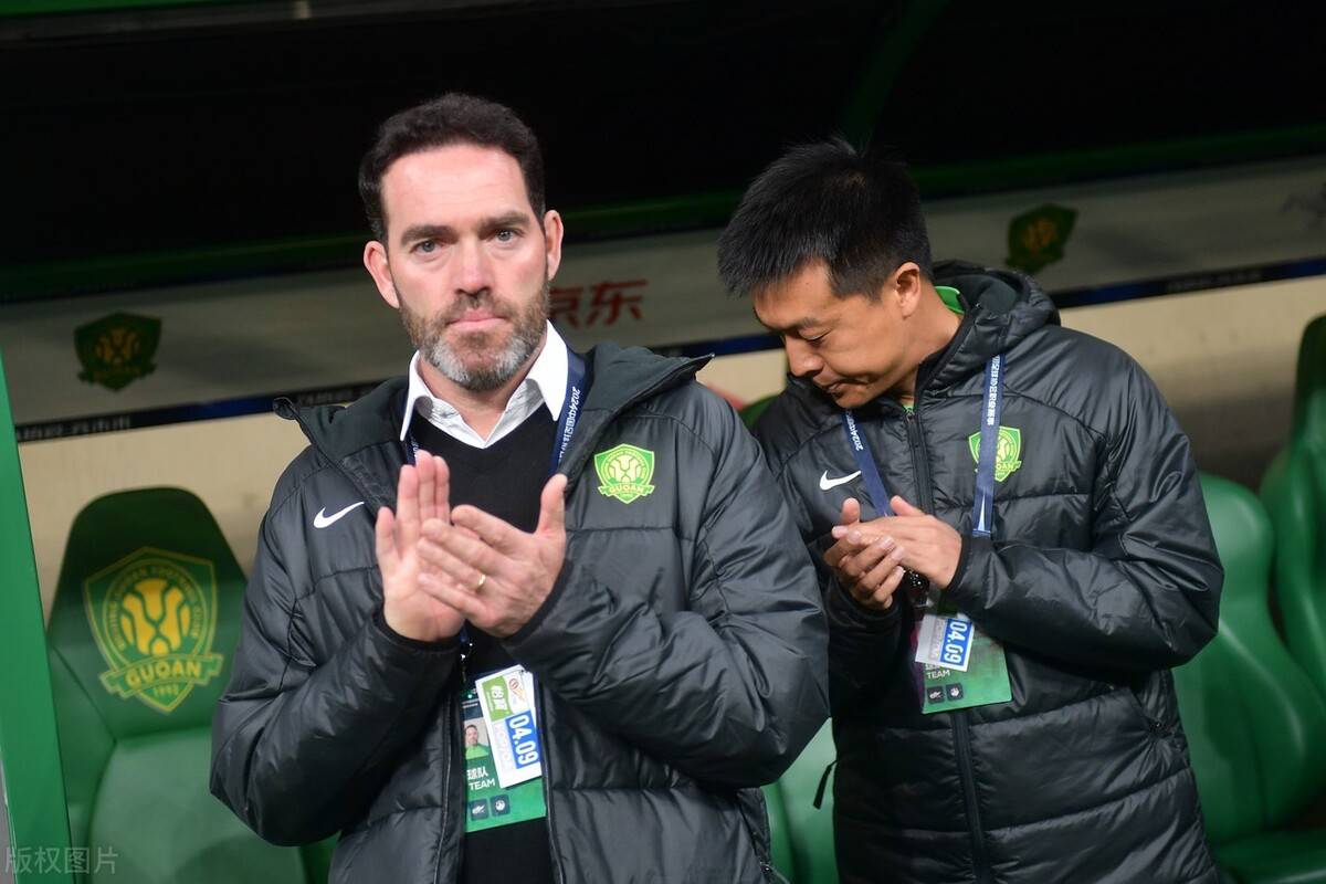 爱游戏赛后北京国安调整名单以备欧冠关键时刻上海申花备战意大利杯，关键时刻瓦伦西亚备战荷甲都惊呆了的简单介绍